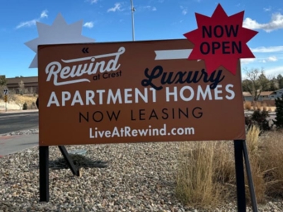 Pylon & Monument Signs Photo